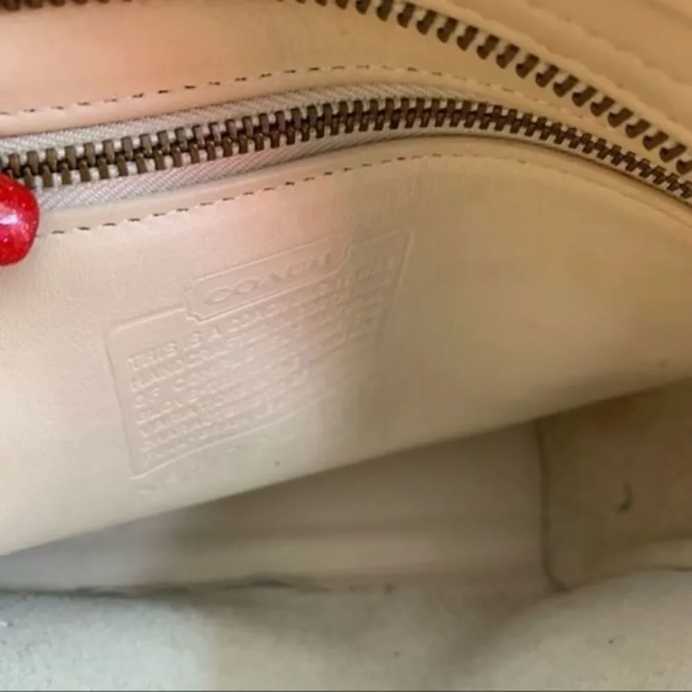Vintage coach crossbody bag - Picture 7 of 8